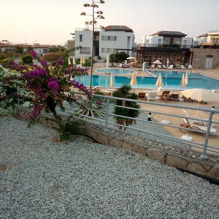 Sweet Water Bay Διαμέρισμα Ακανθού